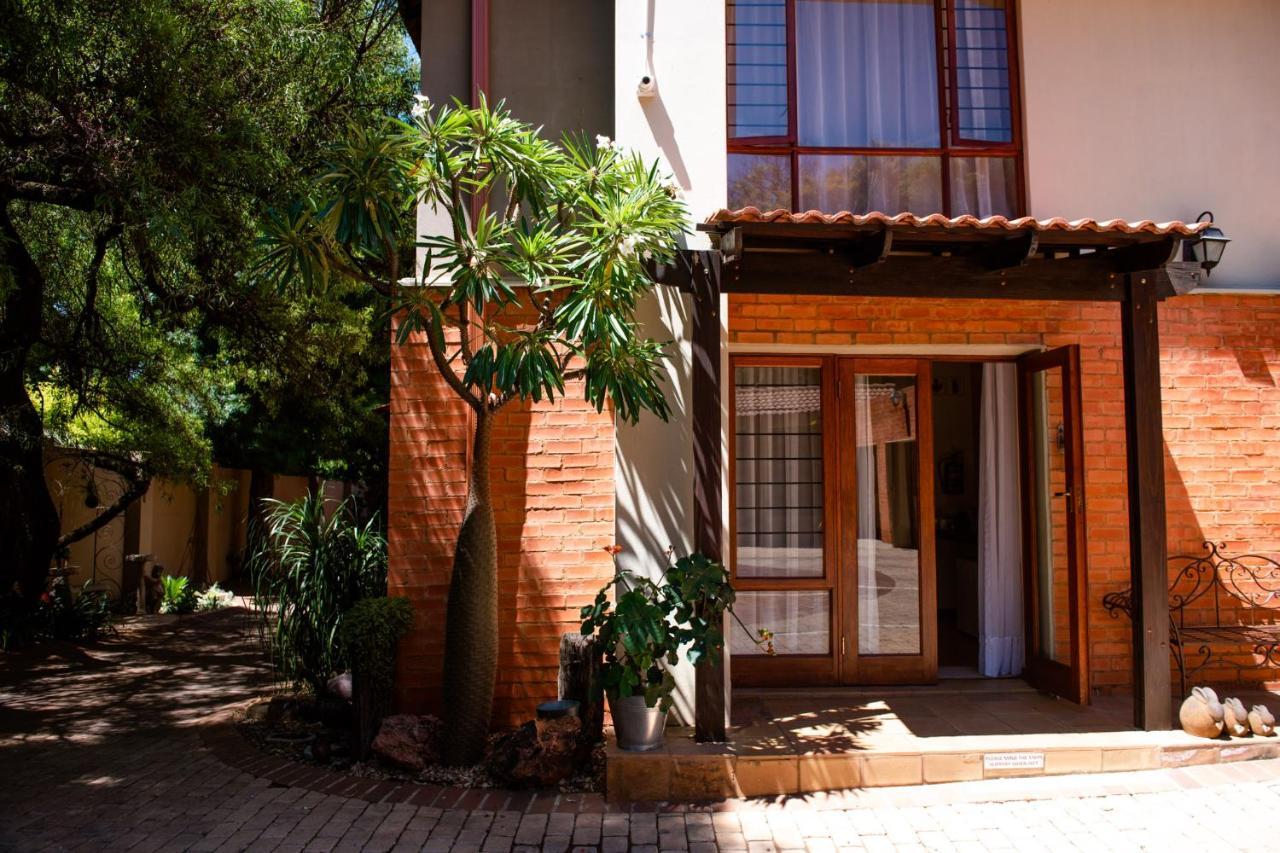 37 On Charles Ξενοδοχείο Pretoria-Noord Εξωτερικό φωτογραφία